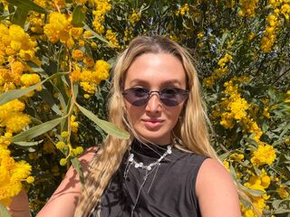 anal webcam DelaineClowerd