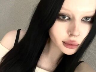 nude cam picture DonaRoberts