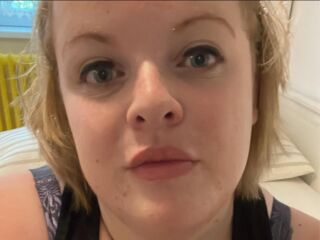 hot cam slut EllaConway