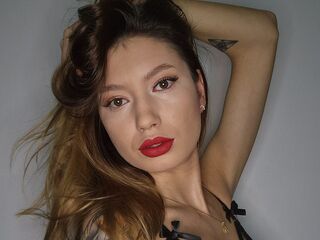 naked webcam girl fingering ElliaBellamy