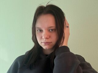 naked cam girl masturbating with vibrator ElmiraSegala