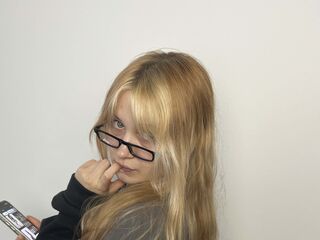 naughty camgirl EloiseGow