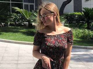 cam girl camsex EmileeBeyale