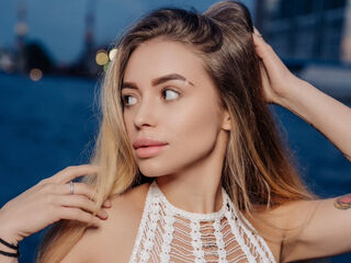 fingering cam girl video EmilyBeverly