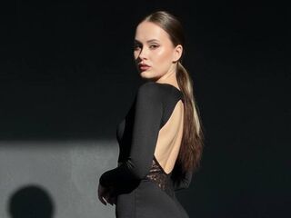 live webcam girl EmilyGiffin