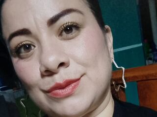 adult free chat EmilyTempation