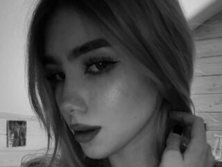 extreme cam video EmmaBlond