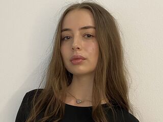 hot strip tease web cam EttaRaybourn