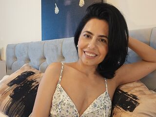 naked girl with webcam fingering pussy EvelineAngeles