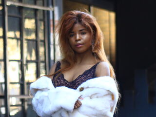 camgirl FifiCaramel