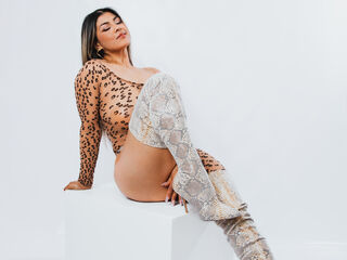 naked cam girl masturbating with vibrator GiaMartineli