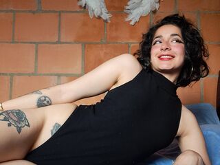 topless webcamgirl GretaMo