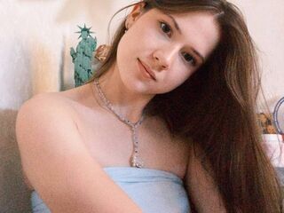 naughty cam girl masturbating with dildo HalleyCallaghan