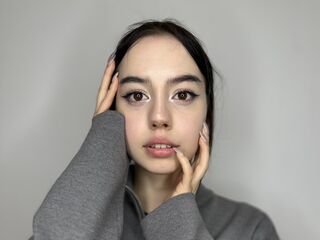 naughty HannahDinizo