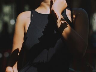 naked cam chat HathawayAwa