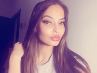 camslut topless Heerra