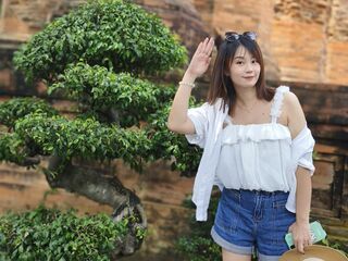 naked webcam girl fingering HuangTiantian