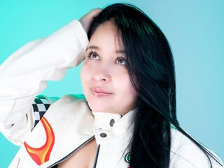 masturbating camgirl IrisRusso