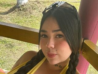 adult liveshow IvvoneWilson