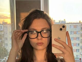 cam girl masturbating with dildo JaquelynKonkel