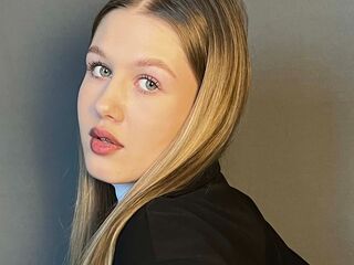 cam show JoycelynDoctor