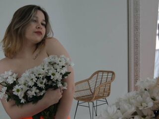 naked camgirl masturbating KarenRayy