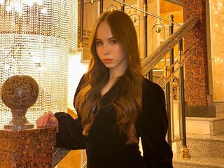 free nude cam KaryNeil