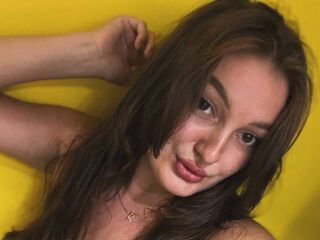 naked camgirl masturbating with dildo KattieKonarski