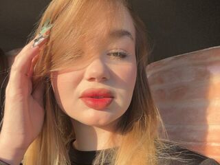fingering camslut KellyCher