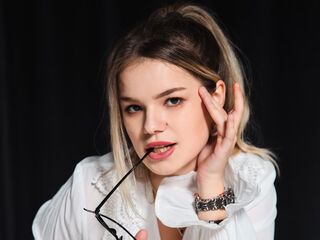 sexy webcamgirl KellyHayden