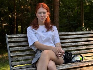 camgirl photo KiraBless