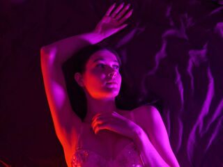 naked camgirl KsaRina