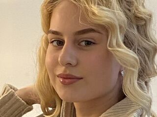 naked camgirl masturbating LaniePlewa