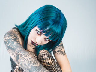 naked webcam girl LaurentCassidy