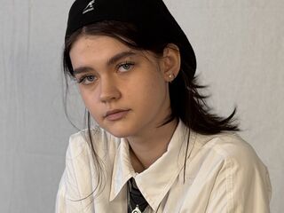 sex cam show LeannMolineaux