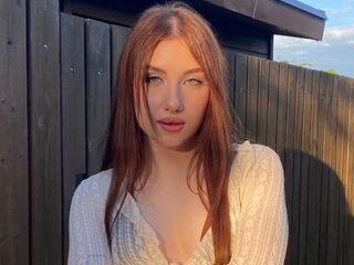 free chat room LeeannaDimattia