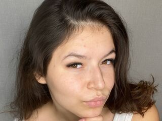 naked camgirl LeslieForest