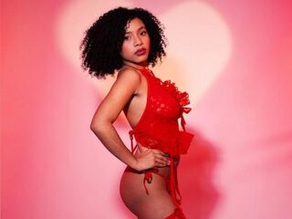 camwhore masturbating with dildo LilitzRodriguez