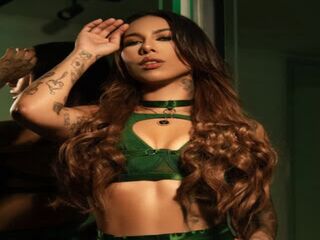 sexcam show LilyHarpers