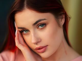 nude webcamgirl picture LilyRader
