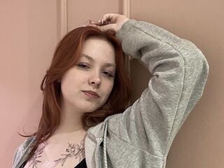 nude cam girl pic LindaBenne
