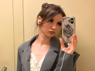 naked girl with webcam masturbating with vibrator LoreleiMihm