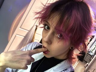 cam girl playing with vibrator LorenzaSample