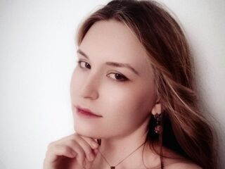 camgirl shaving pussy LoryDieckman