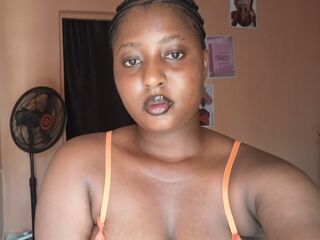 adult live cam LuciaKay