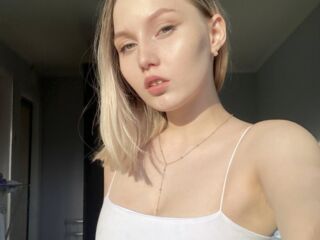 streaming live webcam LunaAshes