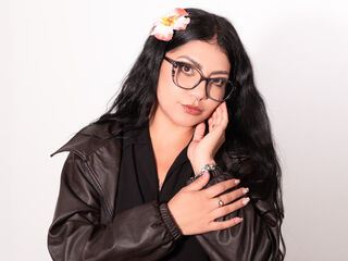fingering cam whore LunaBlur