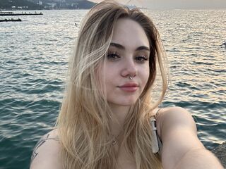 cam hooker chatroom LunaMillie