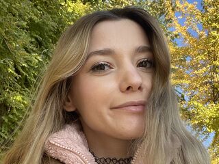 live sex cam LunariaVelvet