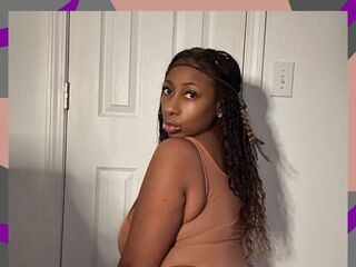 naughty camgirl MadamGlam